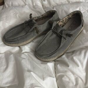 Gray Hey dude women’s shoes size 8 preowned